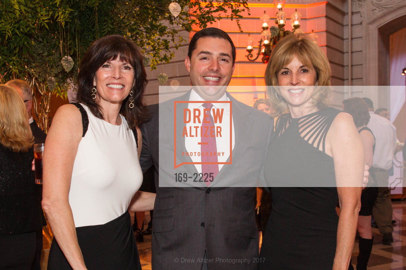 Nancy Bussani, Jed York, Liz Dodson, Photo #169-2225