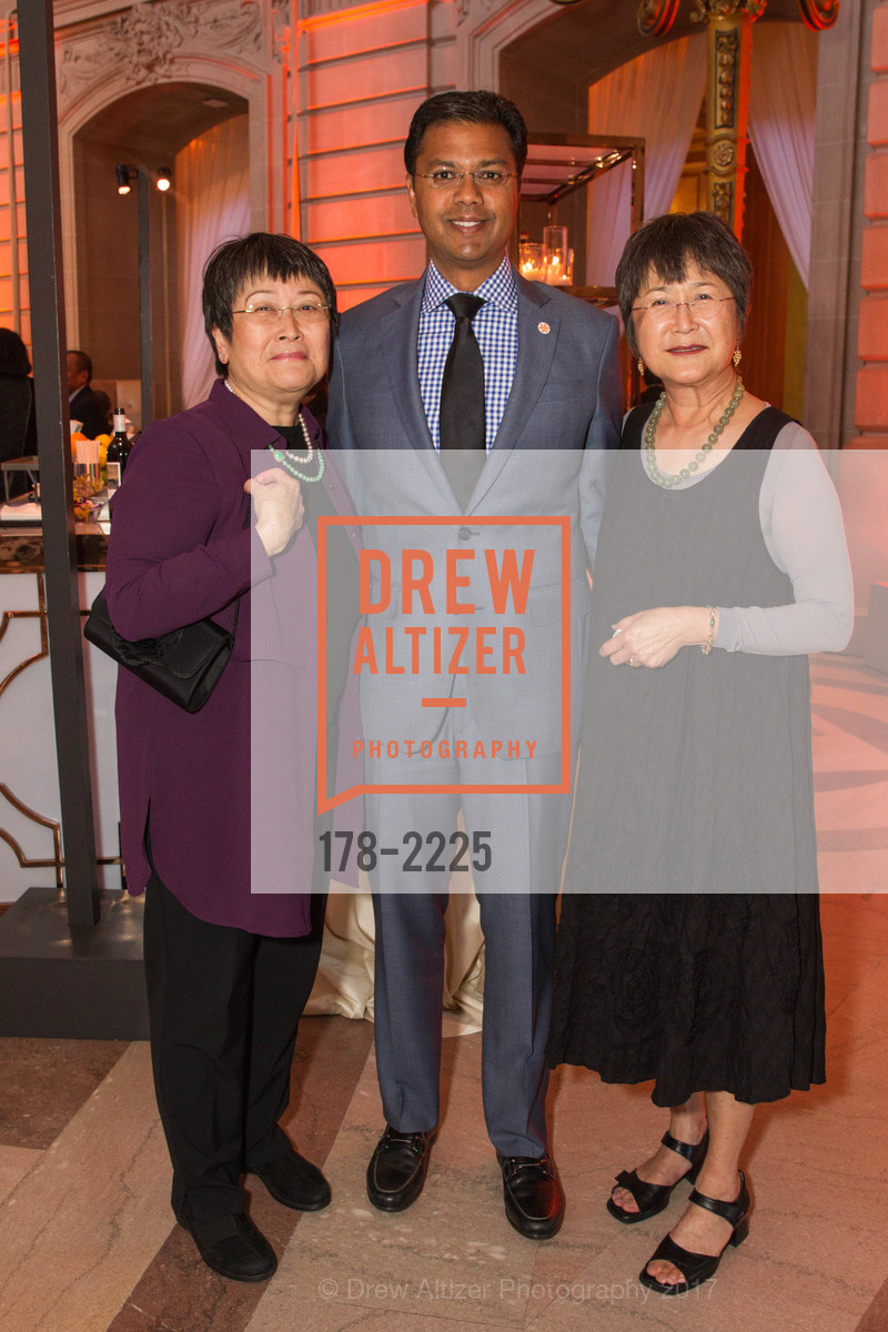 Elizabeth Shih, Saum Sutaria, Lily Shih, Dignity Health Foundation’s Humankindness Gala 2017, City Hall, May 18th, 2017, Photo #178-2225 Elizabeth Shih, Saum Sutaria, Lily Shih, Photo #178-2225