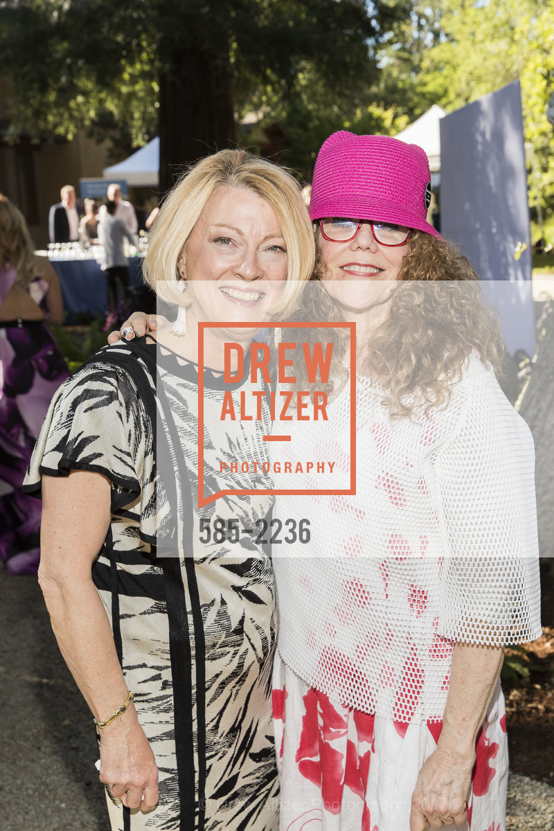 Ginny Sjoberg, JoAnn Loulan, Photo #585-2236