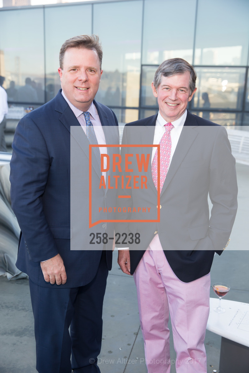 Steve Malnight, Tony Earley, Party at the Piers Exploratorium Spring Gala: Phenomenal, Exploratorium. Pier 15, San Francisco CA 94111, May 17th, 2017, Photo #258-2238 Steve Malnight, Tony Earley, Photo #258-2238