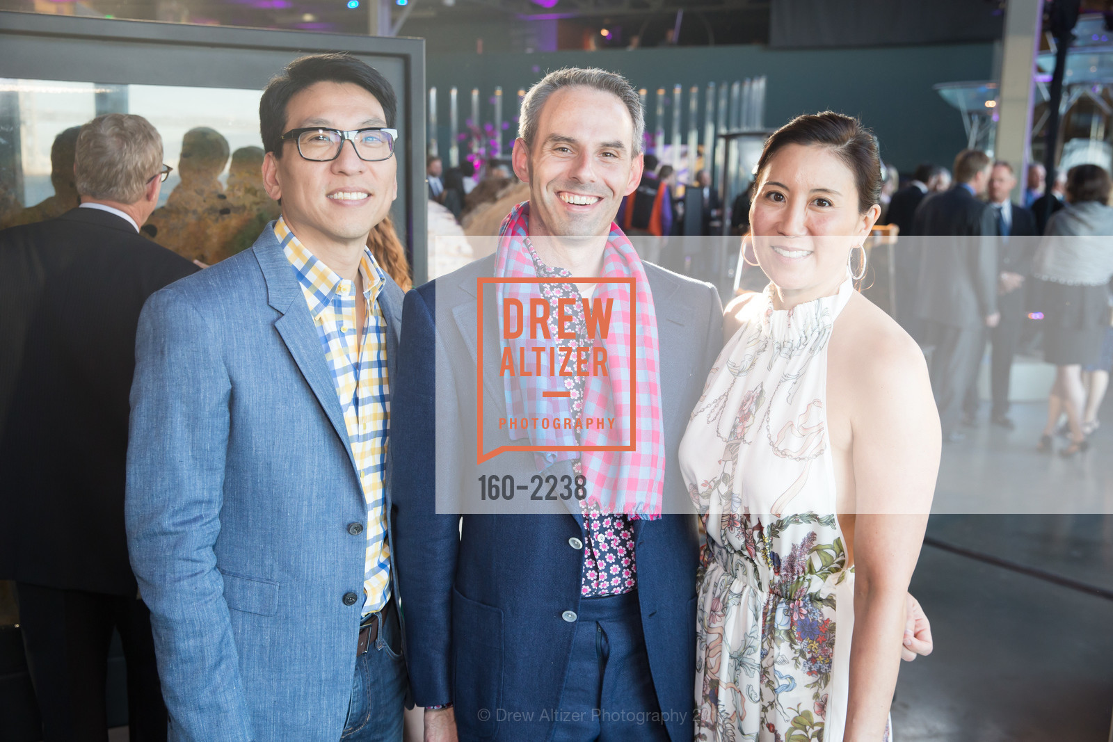 David Yu, Jonathan Heiliger, Germaine Yokoyama-Heiliger, Party at the Piers Exploratorium Spring Gala: Phenomenal, Exploratorium. Pier 15, San Francisco CA 94111, May 17th, 2017, Photo #160-2238 David Yu, Jonathan Heiliger, Germaine Yokoyama-Heiliger, Photo #160-2238