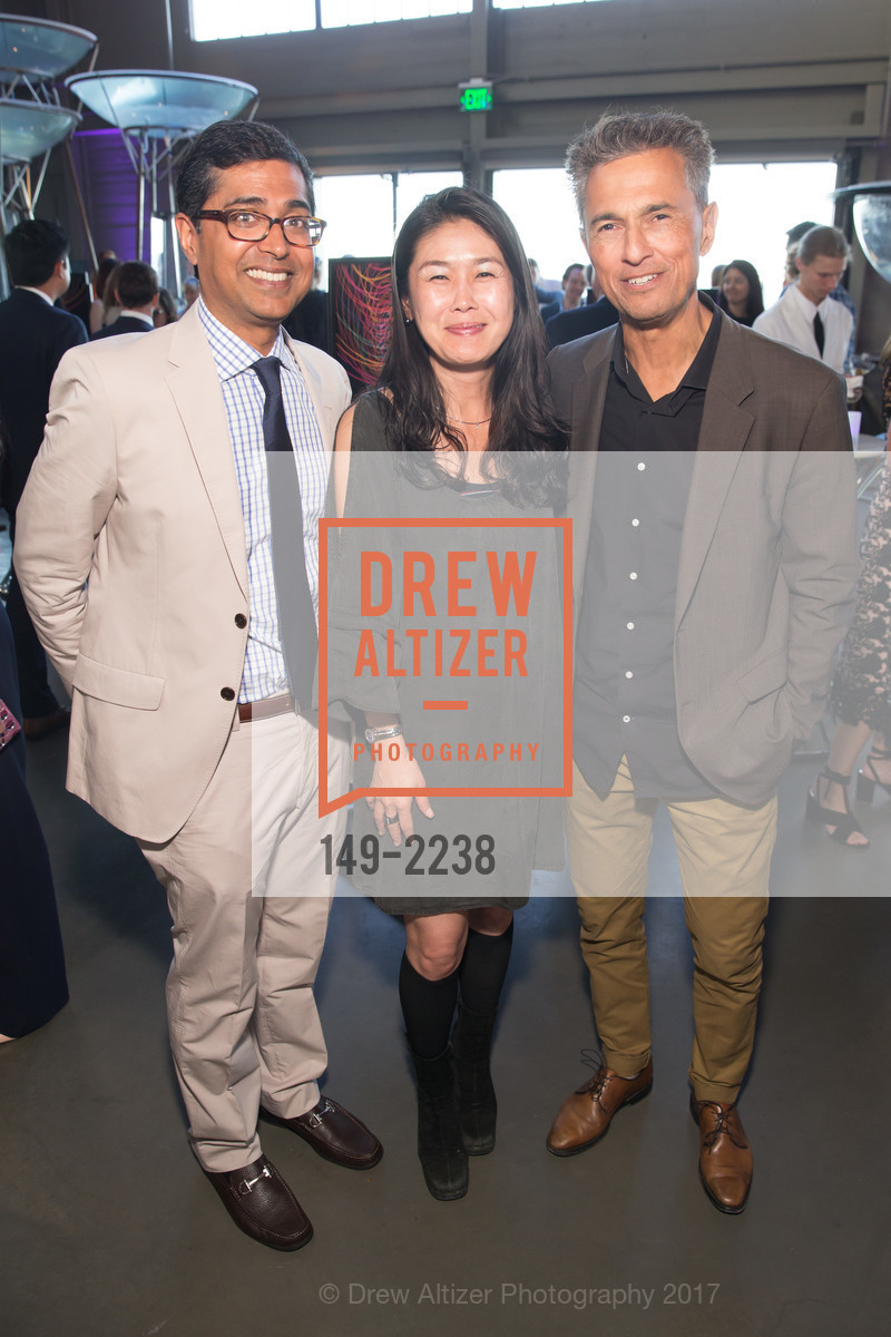 Ravin Agrawal, Misako Torres, Manuel Torres, Party at the Piers Exploratorium Spring Gala: Phenomenal, Exploratorium. Pier 15, San Francisco CA 94111, May 17th, 2017, Photo #149-2238 Ravin Agrawal, Misako Torres, Manuel Torres, Photo #149-2238