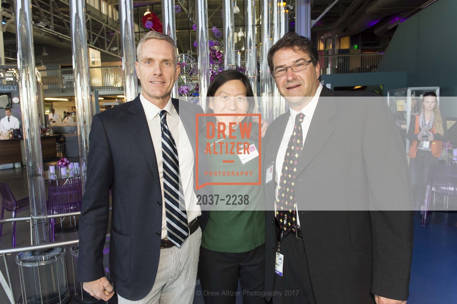 Donald Van De Mark, Julie Yu, Eric Muller, Party at the Piers Exploratorium Spring Gala: Phenomenal, Exploratorium. Pier 15, San Francisco CA 94111, May 17th, 2017, Photo #2037-2238 Donald Van De Mark, Julie Yu, Eric Muller, Photo #2037-2238