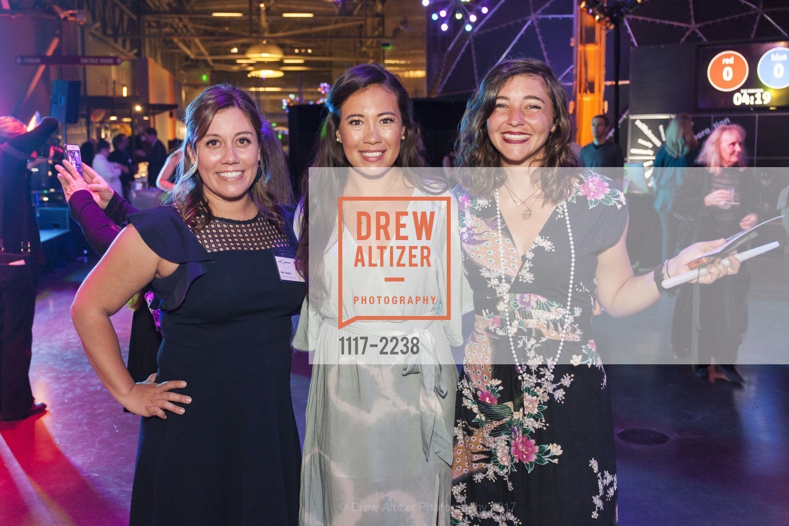 Kimbelry Costelo, Emily Richmond, Clara Thomas, Party at the Piers Exploratorium Spring Gala: Phenomenal, Exploratorium. Pier 15, San Francisco CA 94111, May 17th, 2017, Photo #1117-2238 Kimbelry Costelo, Emily Richmond, Clara Thomas, Photo #1117-2238