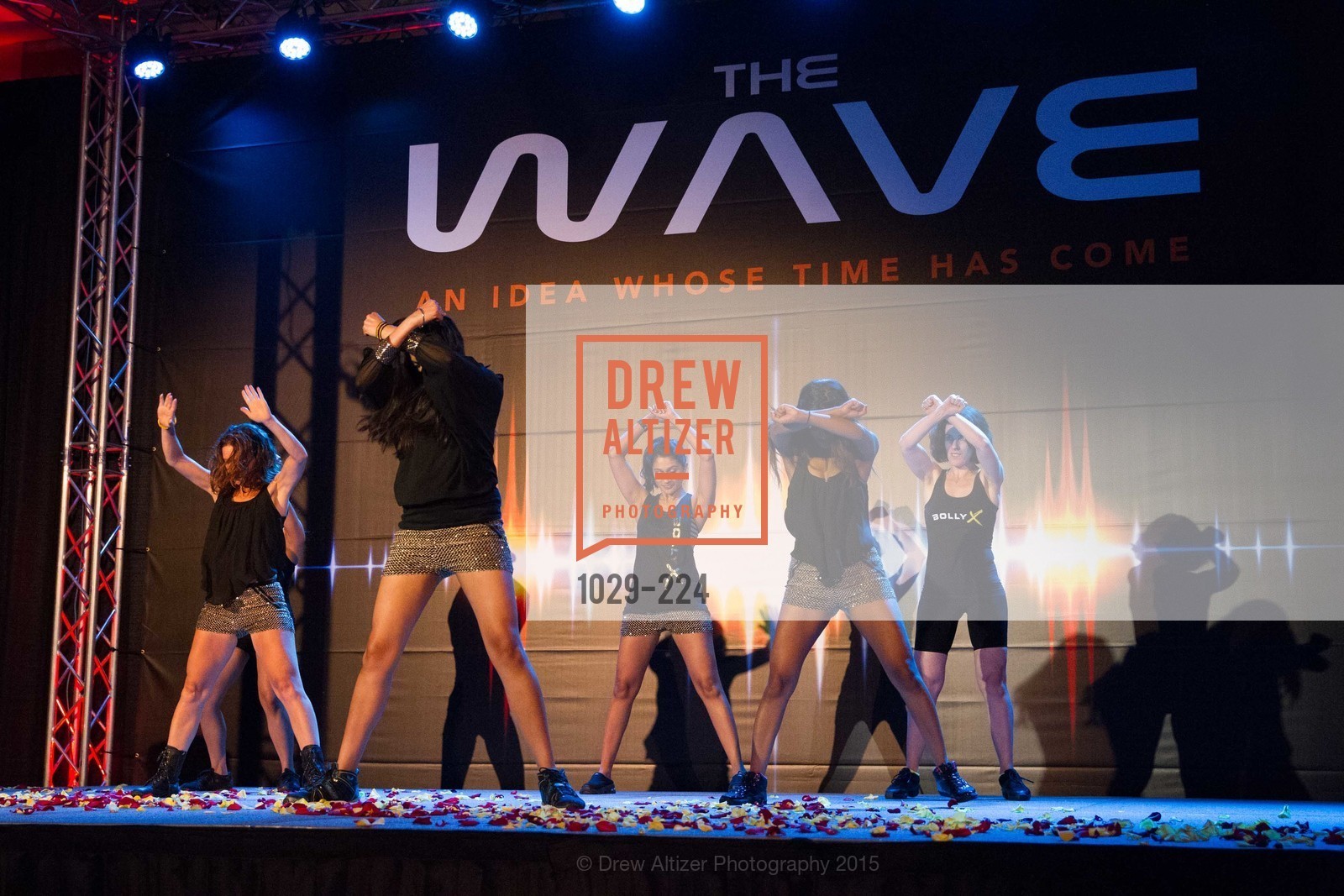 Performance, Life Chiropractic College West Presents The Wave, Hyatt Regency San Francisco Airport. 1333 Old Bayshore Hwy, August 8th, 2015,Drew Altizer, Drew Altizer Photography, full-service event agency, private events, San Francisco photographer, photographer California