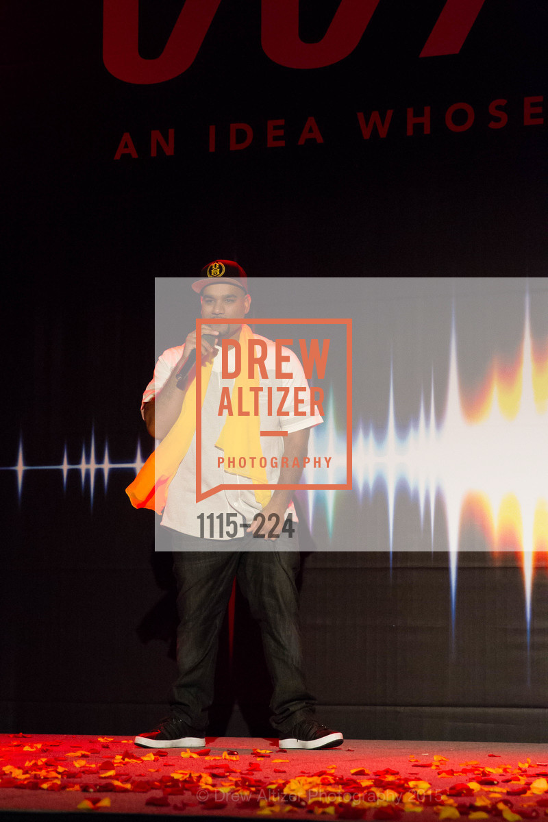 Performance, Life Chiropractic College West Presents The Wave, Hyatt Regency San Francisco Airport. 1333 Old Bayshore Hwy, August 8th, 2015,Drew Altizer, Drew Altizer Photography, full-service agency, private events, San Francisco photographer, photographer california