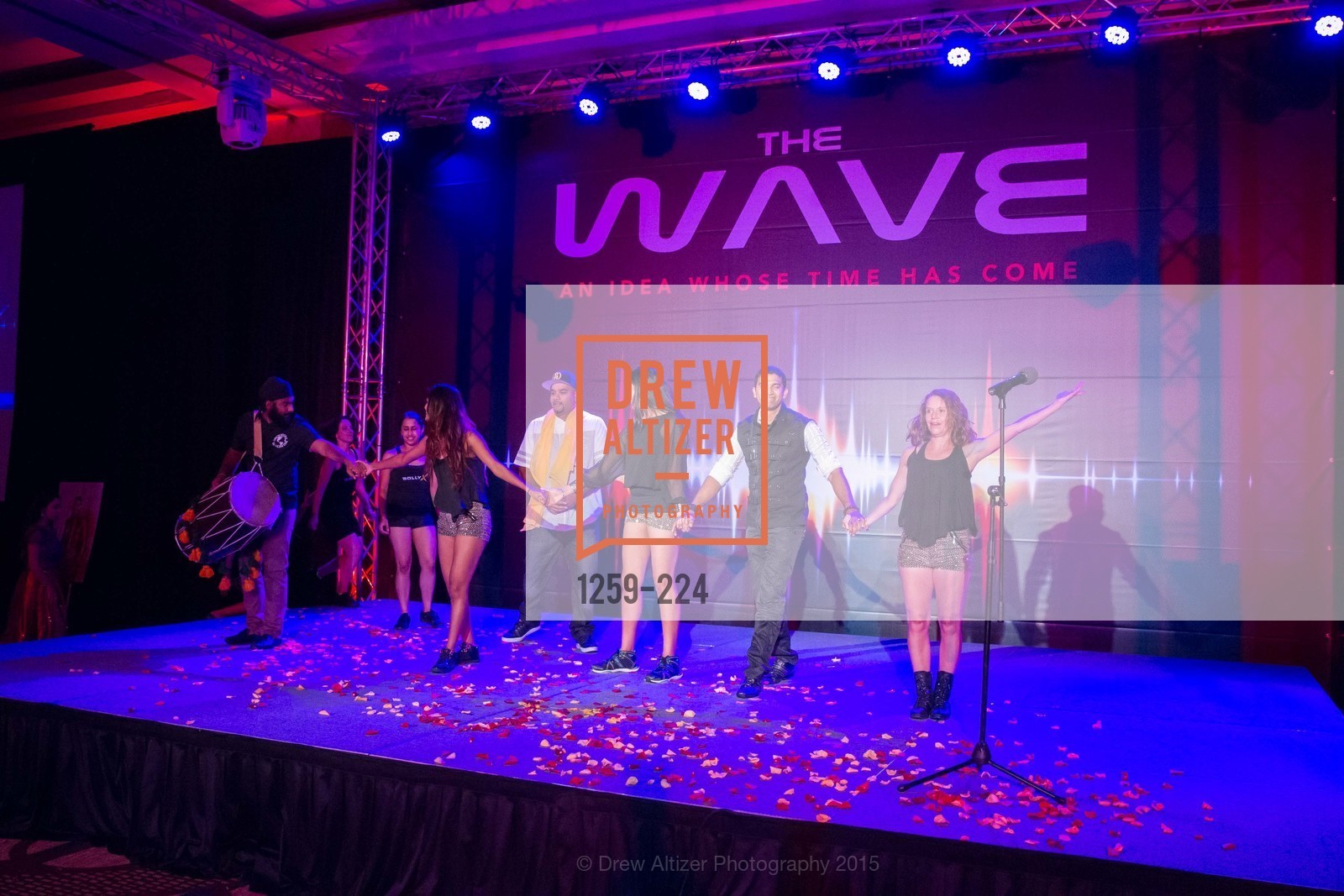 Performance, Life Chiropractic College West Presents The Wave, Hyatt Regency San Francisco Airport. 1333 Old Bayshore Hwy, August 8th, 2015,Drew Altizer, Drew Altizer Photography, full-service agency, private events, San Francisco photographer, photographer california