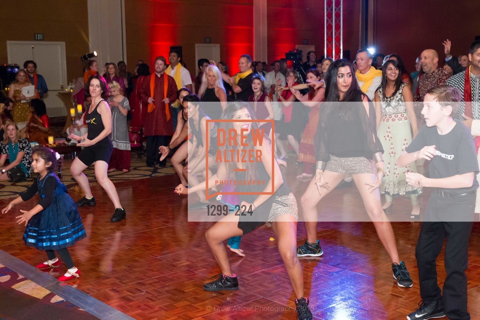Atmosphere, Life Chiropractic College West Presents The Wave, Hyatt Regency San Francisco Airport. 1333 Old Bayshore Hwy, August 8th, 2015,Drew Altizer, Drew Altizer Photography, full-service agency, private events, San Francisco photographer, photographer california