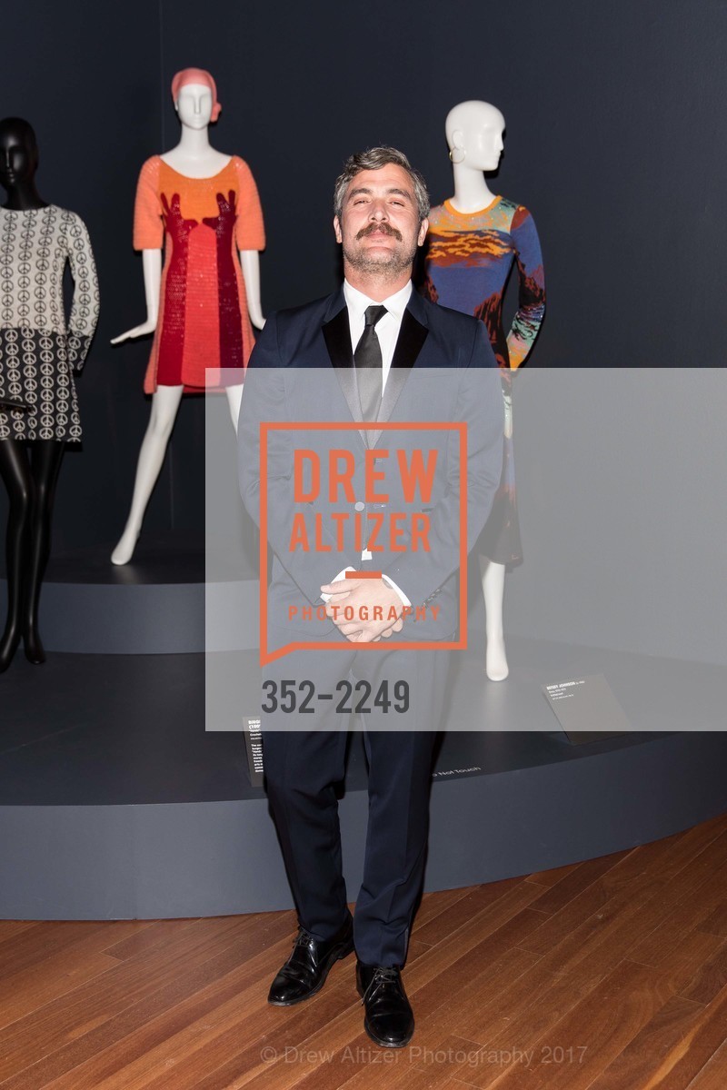 Douglas Friedman, Spring Gala at the de Young Museum, de Young Museum. 50 Hagiwara Tea Garden Dr, May 20th, 2017, Photo #352-2249 Douglas Friedman, Photo #352-2249