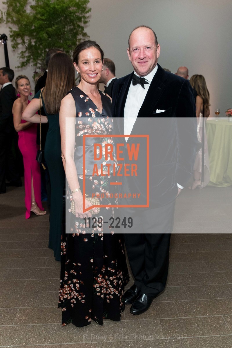 Heather Rosenfield, James Rosenfield, Spring Gala at the de Young Museum, de Young Museum. 50 Hagiwara Tea Garden Dr, May 20th, 2017, Photo #1129-2249 Heather Rosenfield, James Rosenfield, Photo #1129-2249