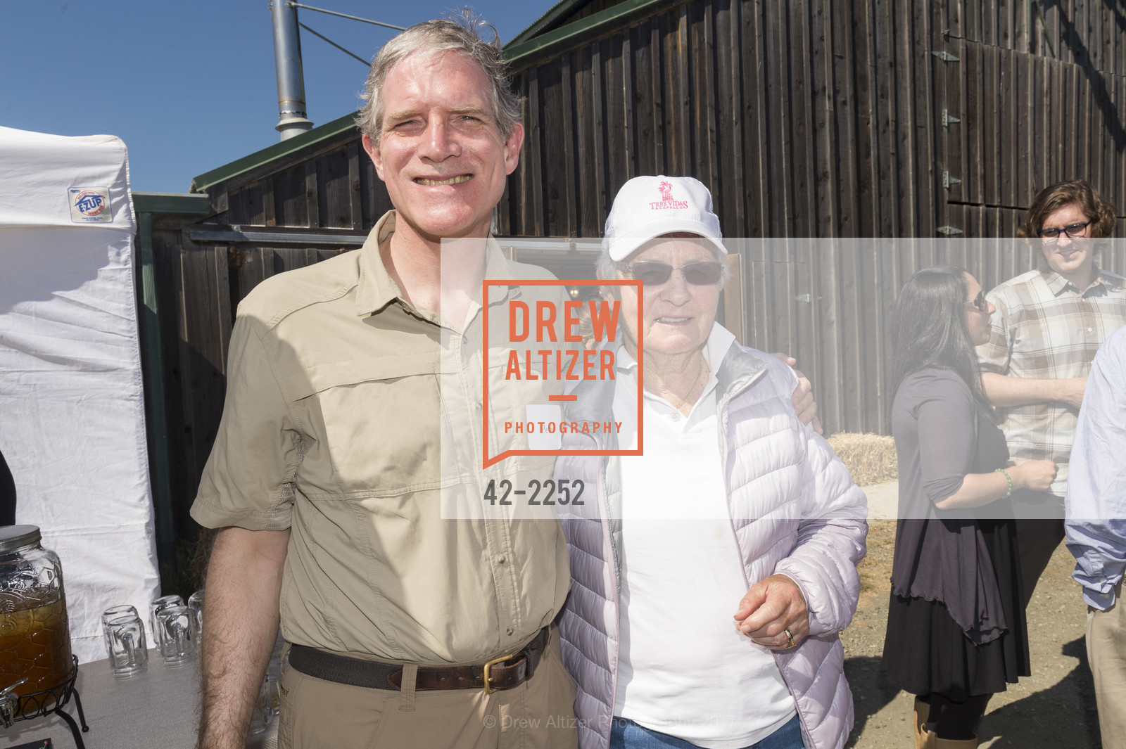 Peter Nuth, Ute Bowes, Photo #42-2252