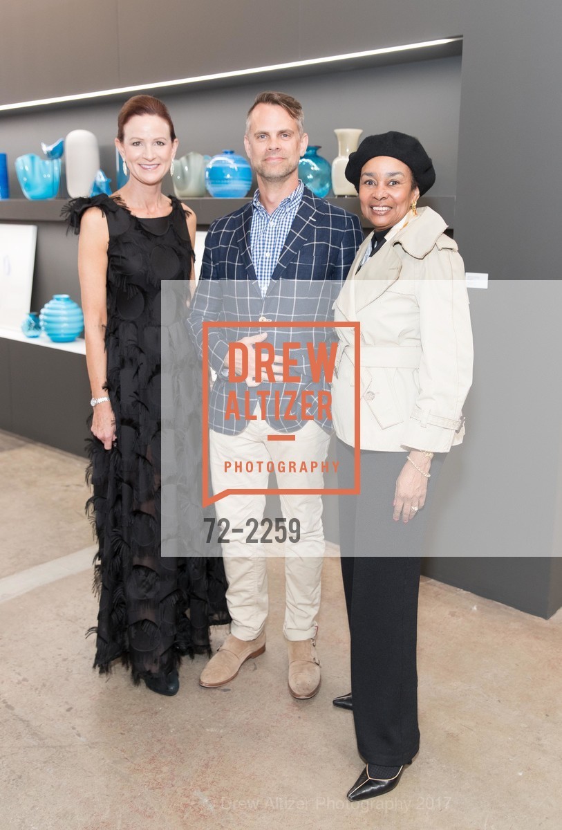 Judy Jorgensen, Austin Forbord, Anette Harris, Photo #72-2259