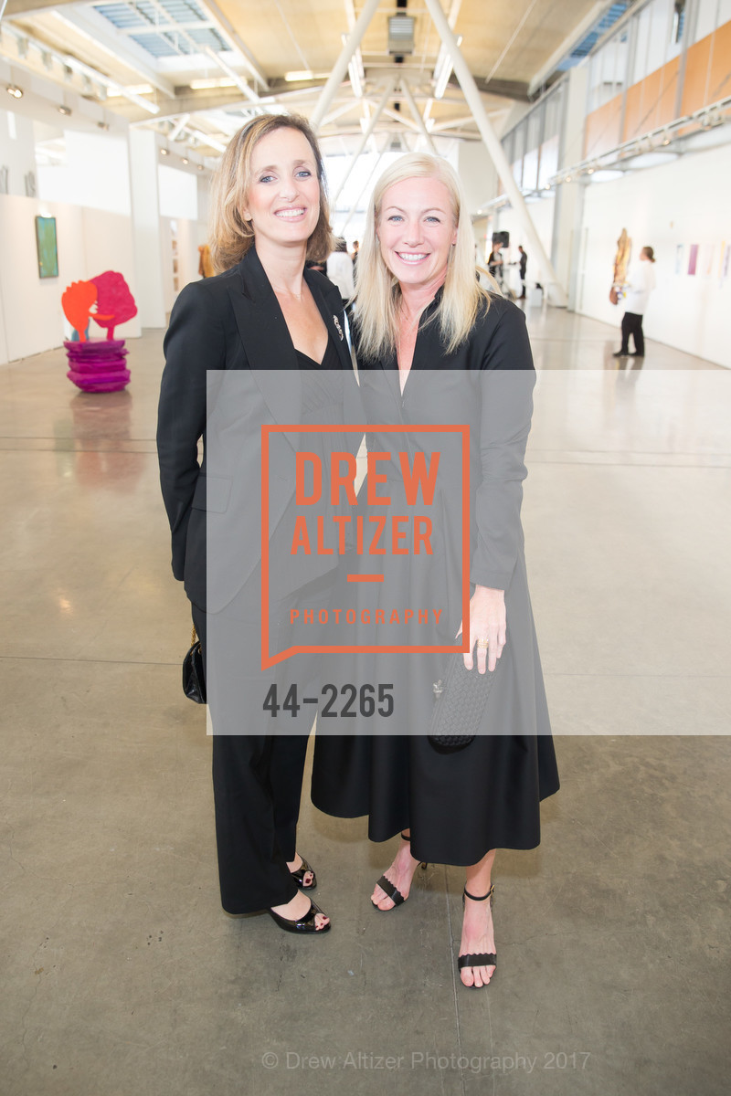 Vanessa Suchar Marcus, Elizabeth Sullivan, CCA Gala honoring David Kelley, California College of the Arts, May 23rd, 2017, Photo #44-2265 Vanessa Suchar Marcus, Elizabeth Sullivan, Photo #44-2265
