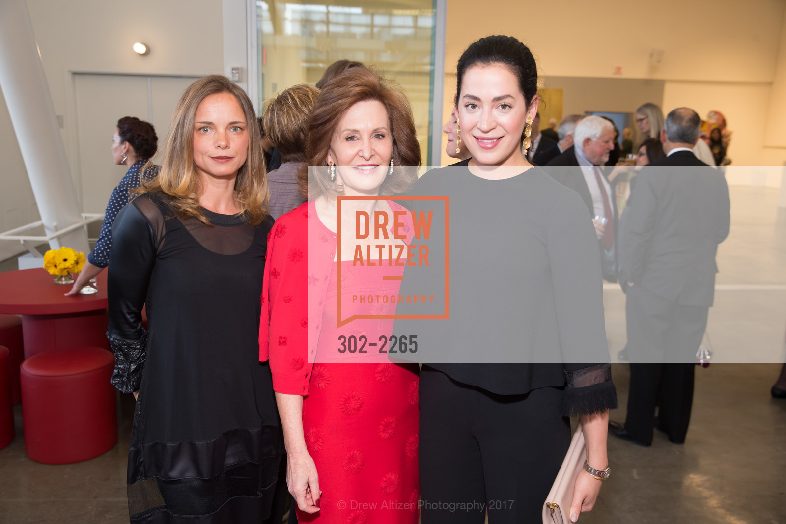 Nina Hollein, Diane Morris, CCA Gala honoring David Kelley, California College of the Arts, May 23rd, 2017, Photo #302-2265 Nina Hollein, Diane Morris, Photo #302-2265