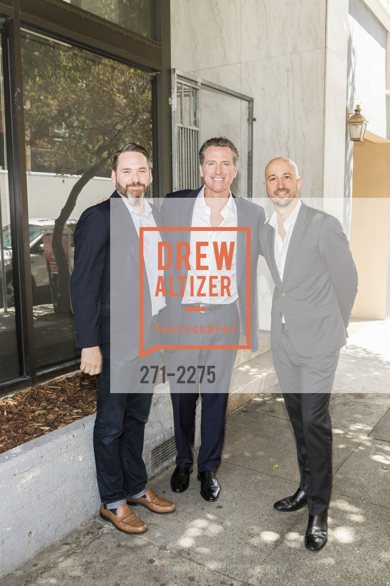 Mike Harden, Gavin Newsom, Gian-Paolo Veronese, Big Rock Hosts Gavin Newsom for Governor, Big Rock Office, Photo #271-2275 Mike Harden, Gavin Newsom, Gian-Paolo Veronese, Photo #271-2275