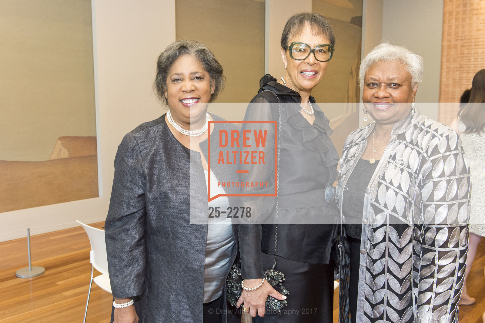 Deborah Sims, Barbra Ruffin-Boston, Allison Nicholas Metz, Revelations Donor Reception at the de Young, de Young Museum, June 2nd, 2017, Photo #25-2278 Deborah Sims, Barbra Ruffin-Boston, Allison Nicholas Metz, Photo #25-2278