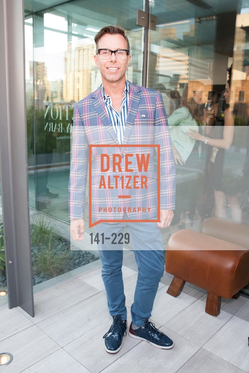 Brian Anderson, Gucci & Vogue Dinner, Battery. Battery, . 717 Battery St, Photo #141-229 Brian Anderson, Photo #141-229