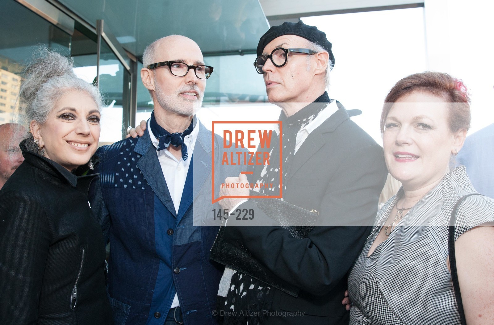 Lauren Ezersky, Michael McDonald, Patrick McDonald, Jennifer Raiser, Gucci & Vogue Dinner, Battery. Battery, . 717 Battery St, Photo #145-229 Lauren Ezersky, Michael McDonald, Patrick McDonald, Jennifer Raiser, Photo #145-229