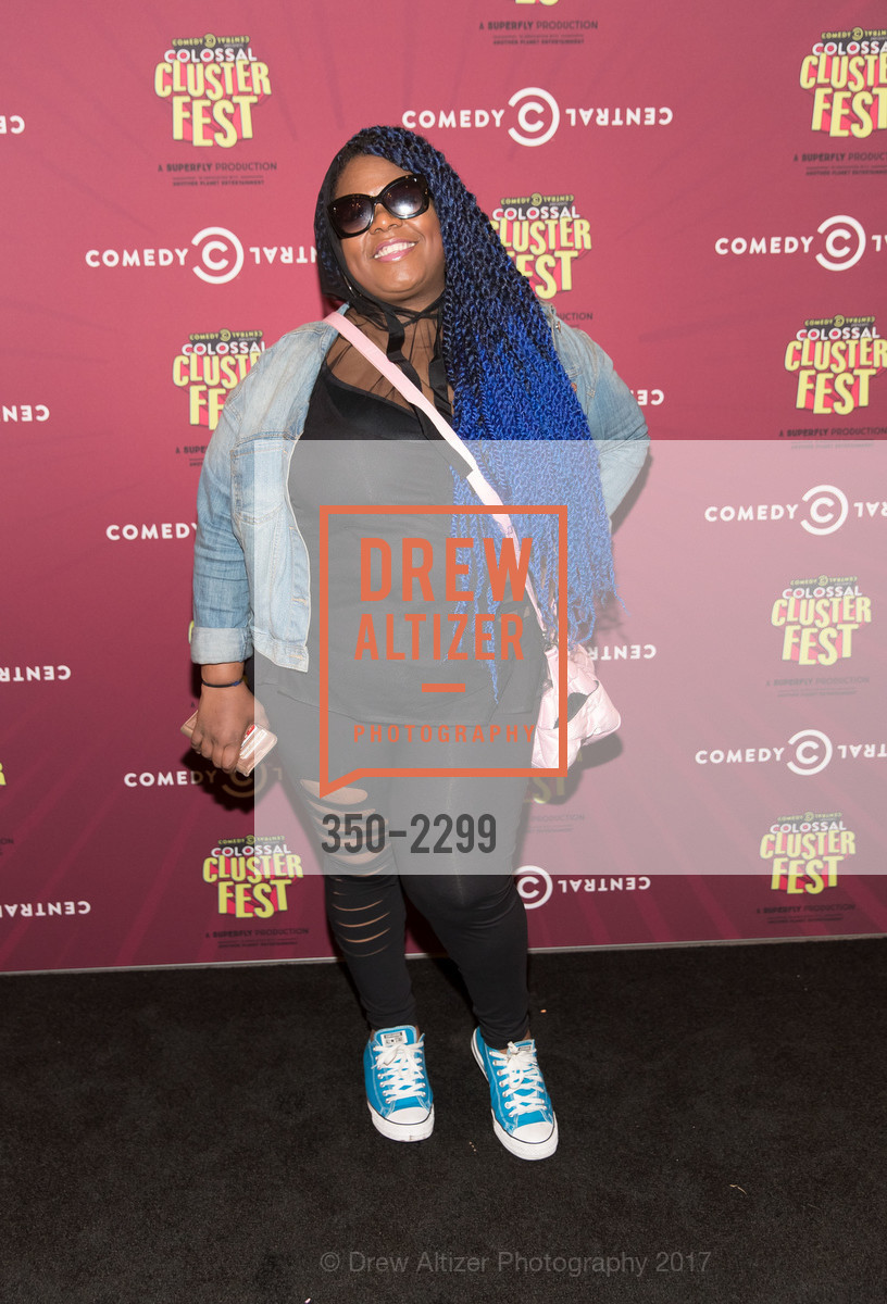Yamaneika Saunders, Photo #350-2299