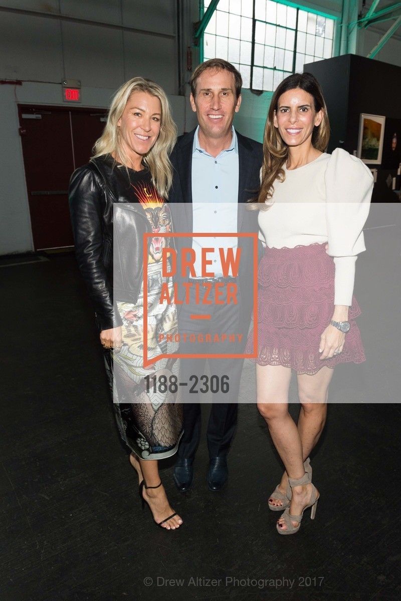 Leslie Olrich, Scott Olrich, Amy Glass, Headlands Benefit Art Auction 2017, Fort Mason. 2 Marina Blvd. SF, California 94123, June 7th, 2017, Photo #1188-2306 Leslie Olrich, Scott Olrich, Amy Glass, Photo #1188-2306