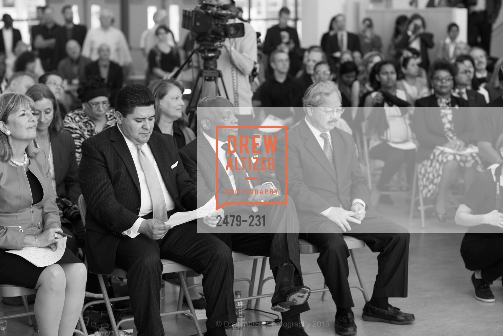 Richard Carranza, Willie Brown, Ed Lee, Gucci & Vogue Dinner, Willie L. Brown Middle School. Willie L. Brown Middle School, . 2055 Silver Avenue, December 12th, 2017, Photo #2479-231 Richard Carranza, Willie Brown, Ed Lee, Photo #2479-231