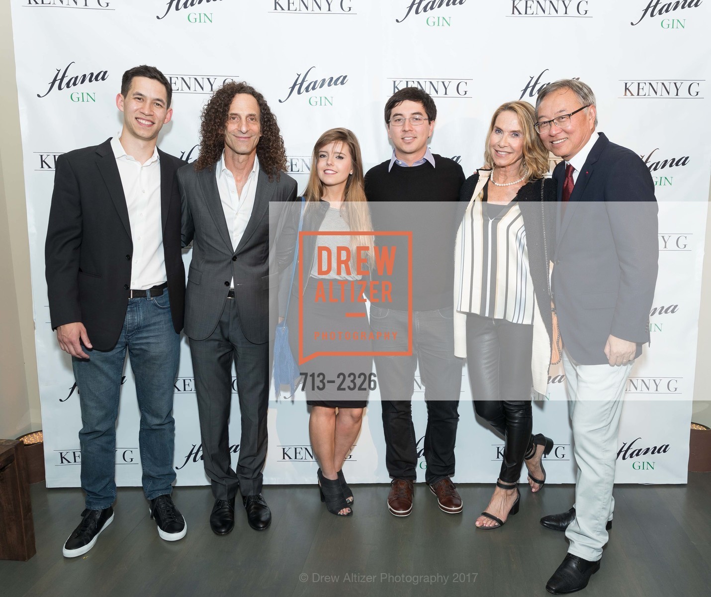Nick Chen, Kenny G, Stephanie Rossi, Zack Chen, Britt Bachner, George Chen, Photo #713-2326