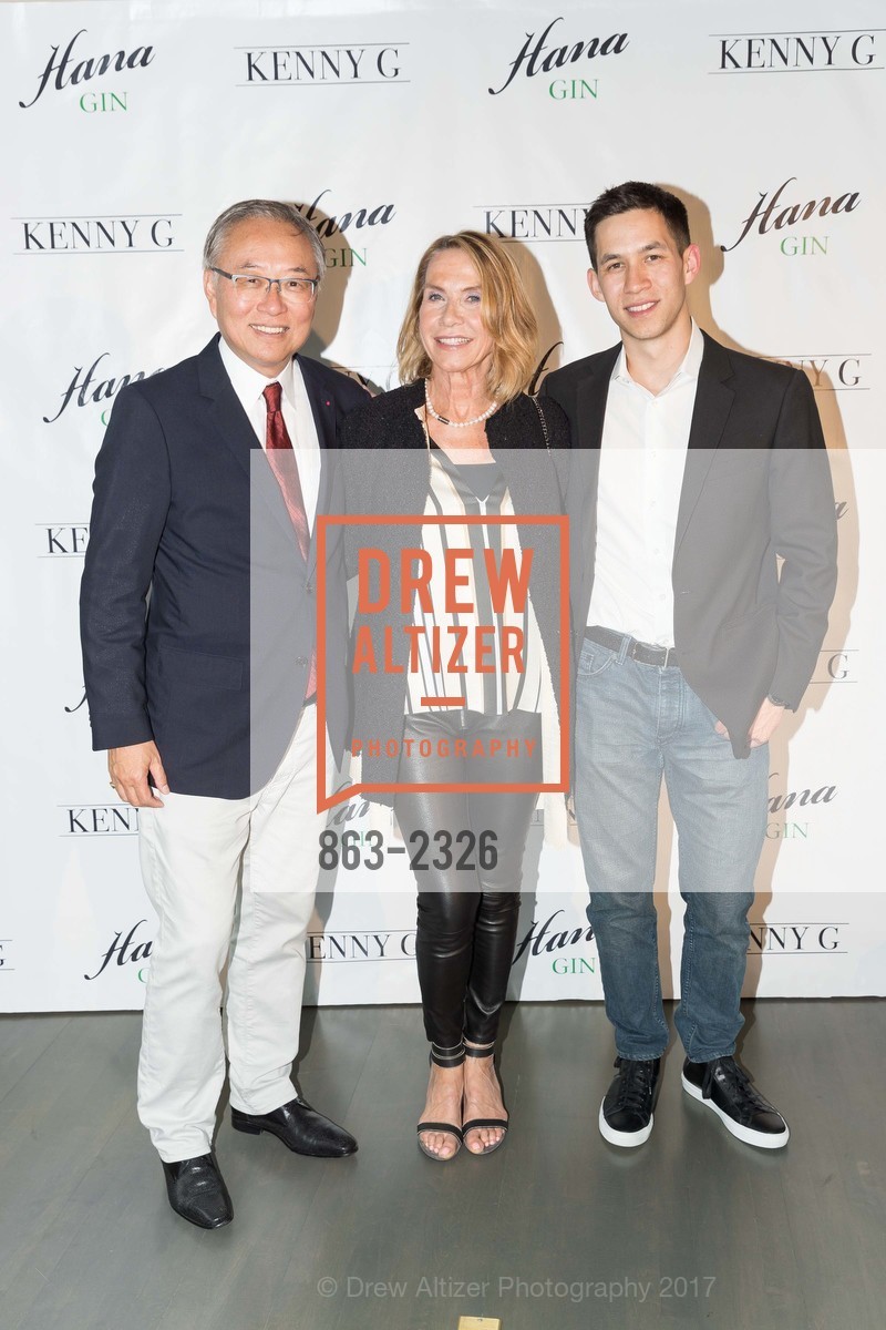 George Chen, Britt Bachner, Nick Chen, Hana Gin & Kenny G Present an Evening of Great Sax & Smooth Gin, clock tower building. 461 2nd Street #651, June 8th, 2017, Photo #863-2326 George Chen, Britt Bachner, Nick Chen, Photo #863-2326