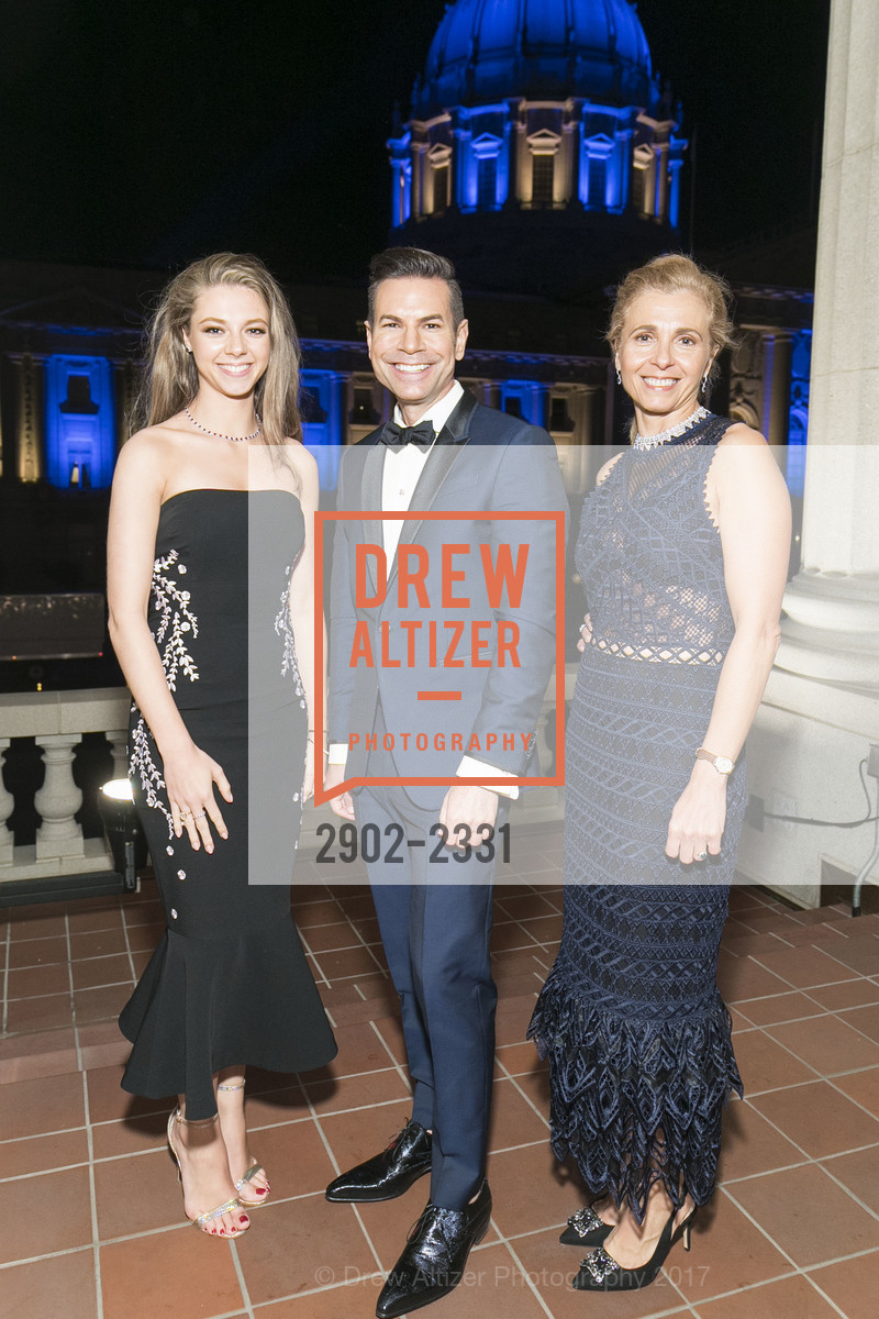 Elena Hughes, Robert Mison, Maria Hughes, Merola 60th Anniversary Benefit Gala & Concert, City Hall and Veterans Building, June 11th, 2017, Photo #2902-2331 Elena Hughes, Robert Mison, Maria Hughes, Photo #2902-2331