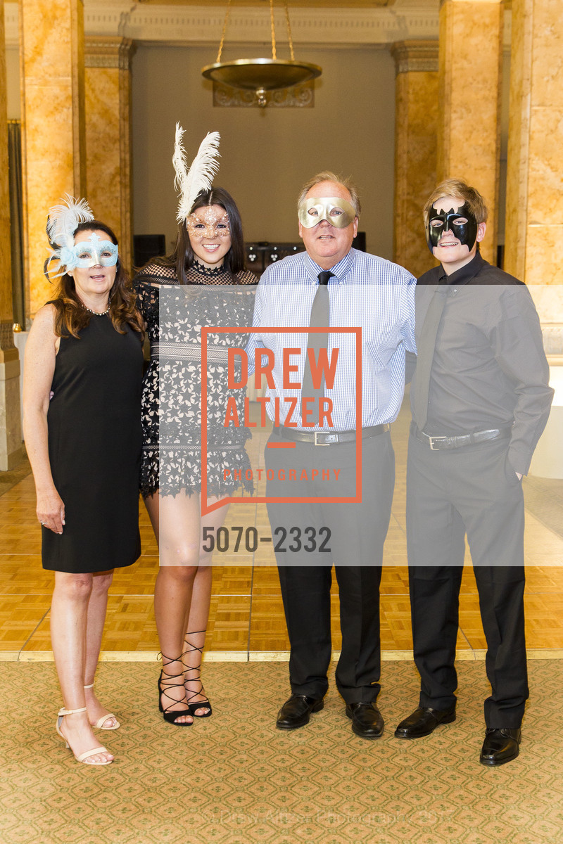 Eileen Baylis, McKenzie Baylis, Will Baylis, Buster Baylis, SF Debutante Masquerade Ball 2017, Metropolitan Club. 640 Sutter St, June 13th, 2017, Photo #5070-2332 Eileen Baylis, McKenzie Baylis, Will Baylis, Buster Baylis, Photo #5070-2332
