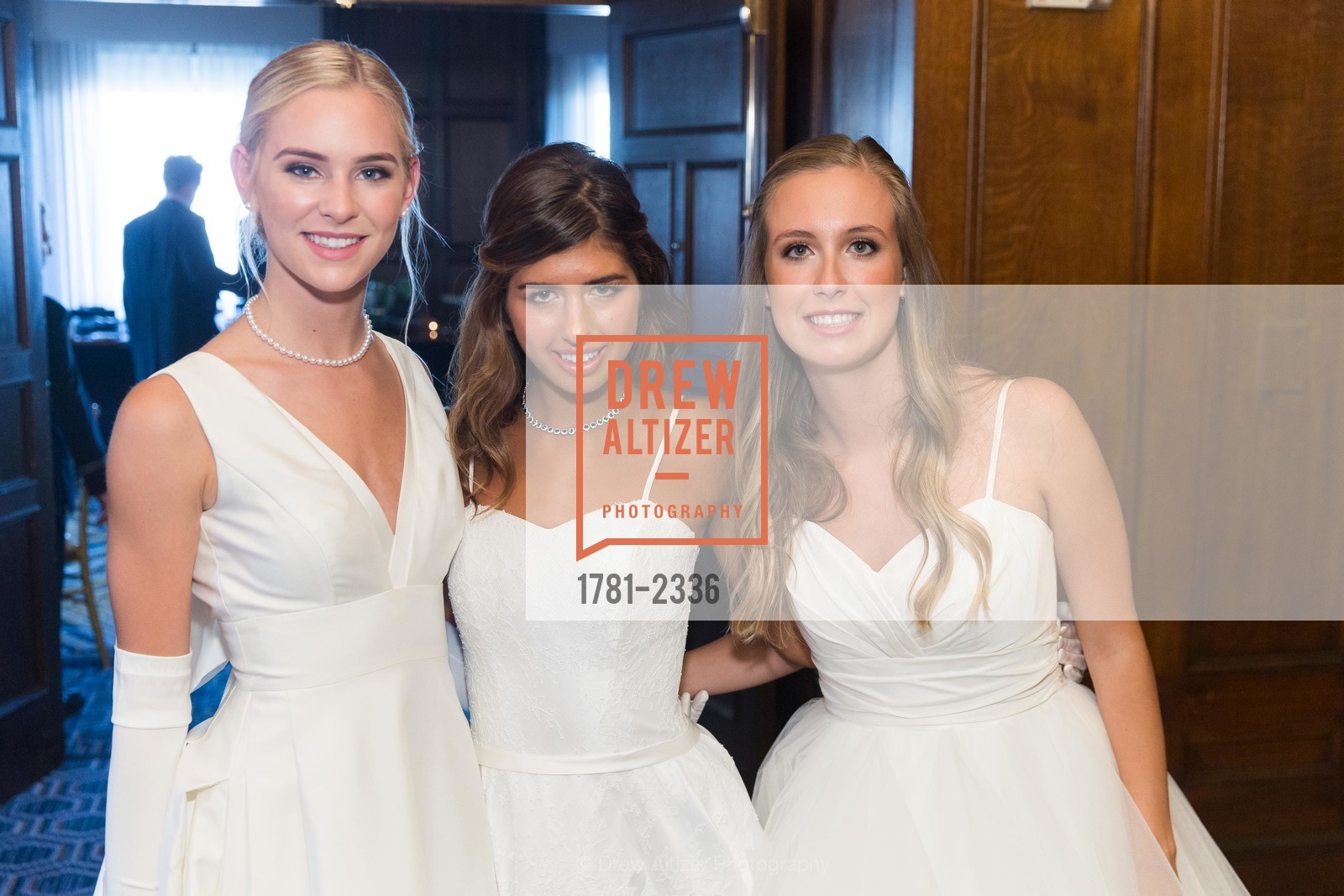 Elizabeth Courtney Benham, Elizabeth Kress Jack-Schimmel, Kelsey Easton Bauer, San Francisco Debutante Ball 2017, Westin St. Francis Hotel San Francisco, Photo #1781-2336 Elizabeth Courtney Benham, Elizabeth Kress Jack-Schimmel, Kelsey Easton Bauer, Photo #1781-2336