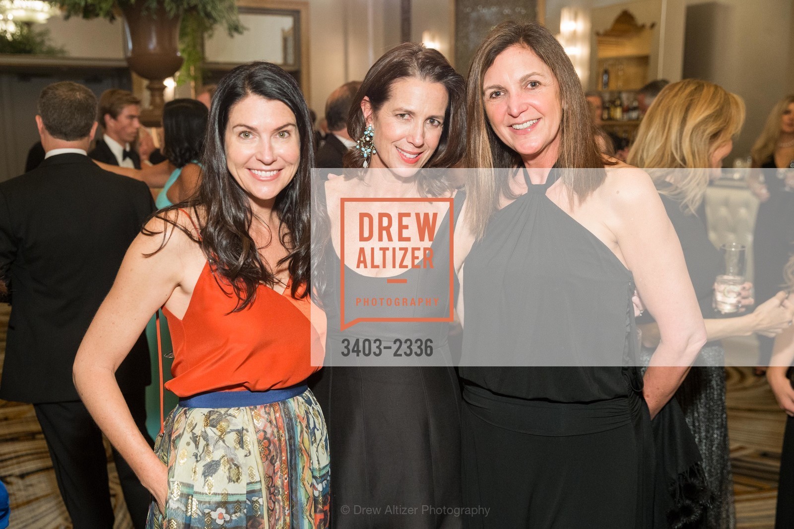 Jennifer Hatfield, Winne Ford, Jenna Steinberg, San Francisco Debutante Ball 2017, Westin St. Francis Hotel San Francisco, Photo #3403-2336 Jennifer Hatfield, Winne Ford, Jenna Steinberg, Photo #3403-2336