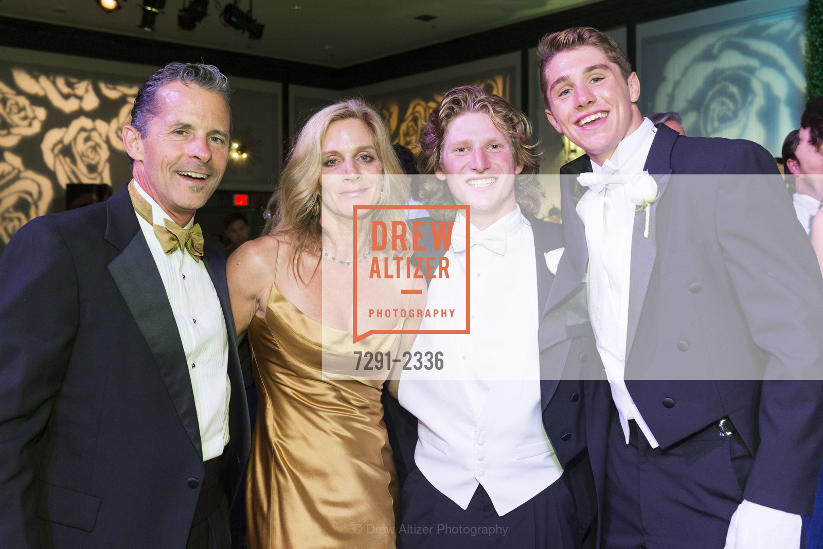 Doug Evans, Julia Evans, Finbarr Murphy, Bryn Evans, San Francisco Debutante Ball 2017, Westin St. Francis Hotel San Francisco, Photo #7291-2336 Doug Evans, Julia Evans, Finbarr Murphy, Bryn Evans, Photo #7291-2336
