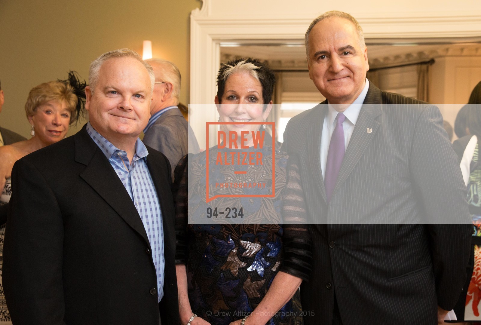 Ray Nolan, Karen Kubin, Vartan Shahijanian, Gucci & Vogue Dinner, Private Residence. Private Residence, August 19th, 2015, Photo #94-234 Ray Nolan, Karen Kubin, Vartan Shahijanian, Photo #94-234