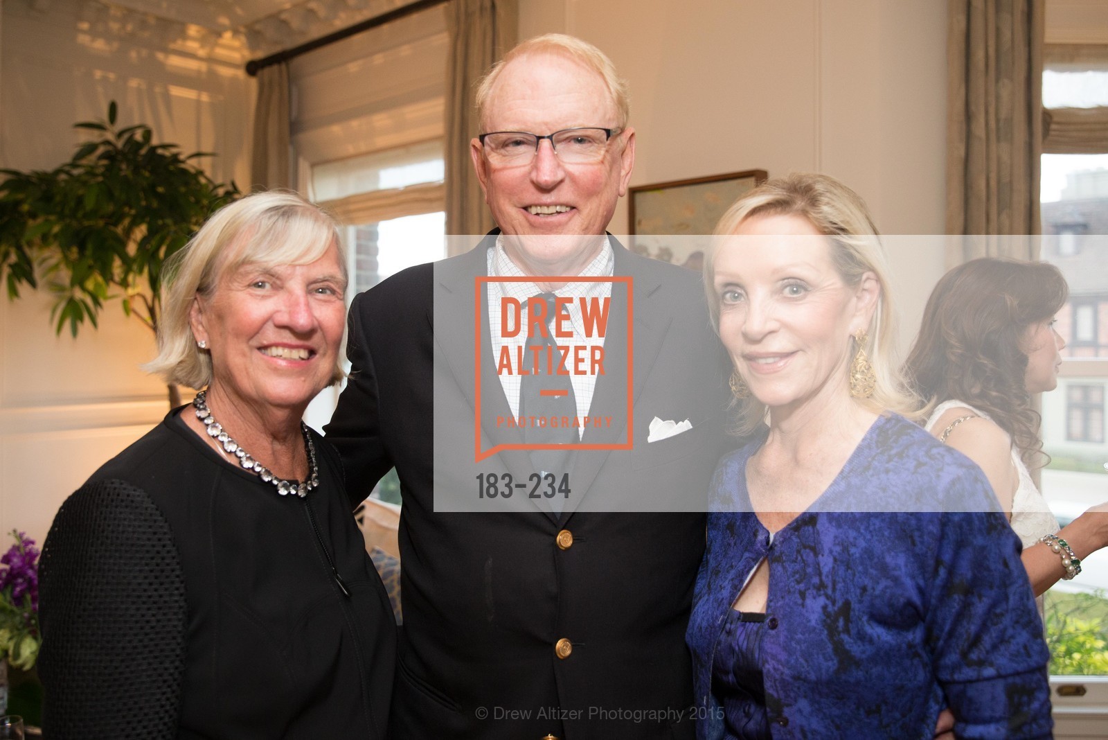 Karin Chamberlain, David Chamberlain, Barbara Brown, Gucci & Vogue Dinner, Private Residence. Private Residence, August 19th, 2015, Photo #183-234 Karin Chamberlain, David Chamberlain, Barbara Brown, Photo #183-234