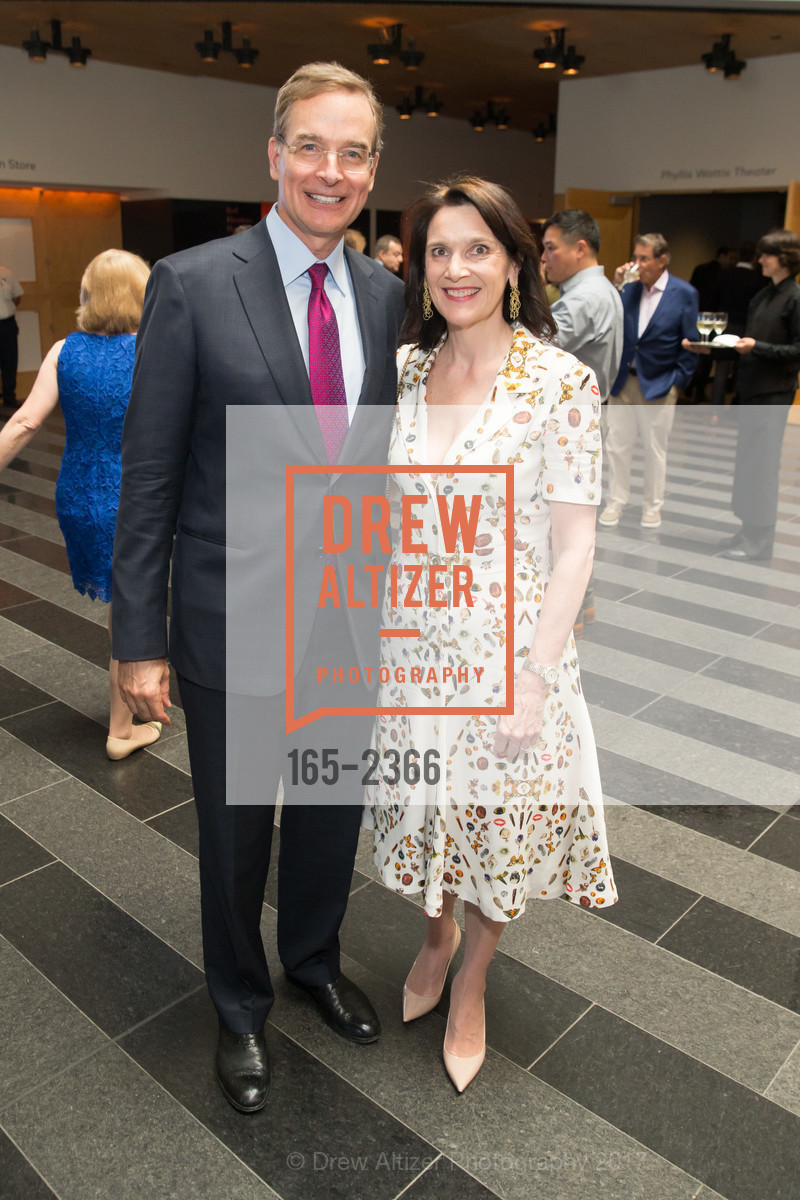 John Atwater, Diana Nelson, SFMOMA Edvard Munch CCDC Reception, SFMOMA, June 21st, 2017, Photo #165-2366 John Atwater, Diana Nelson, Photo #165-2366