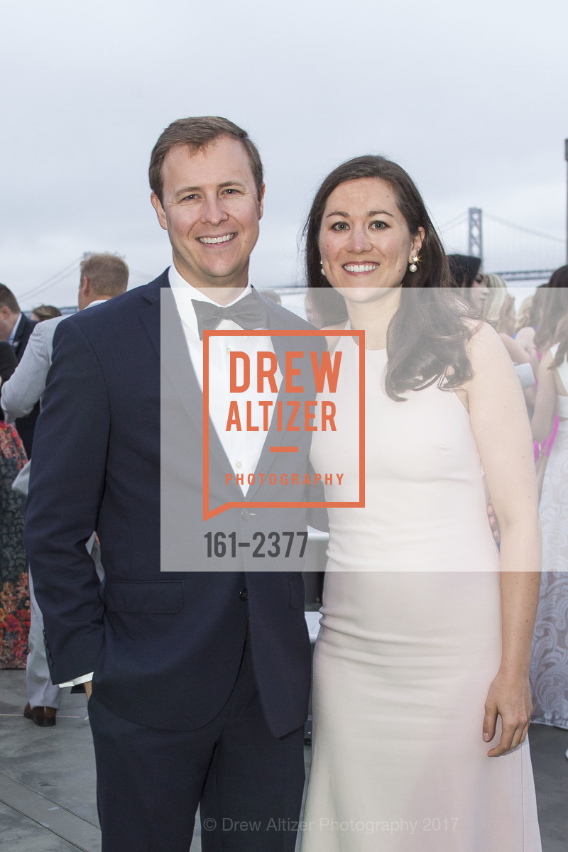 John Peach, Allison Hughes, Spinsters of San Francisco Annual Ball 2017, Exploratorium. Pier 15, June 24th, 2017, Photo #161-2377 John Peach, Allison Hughes, Photo #161-2377