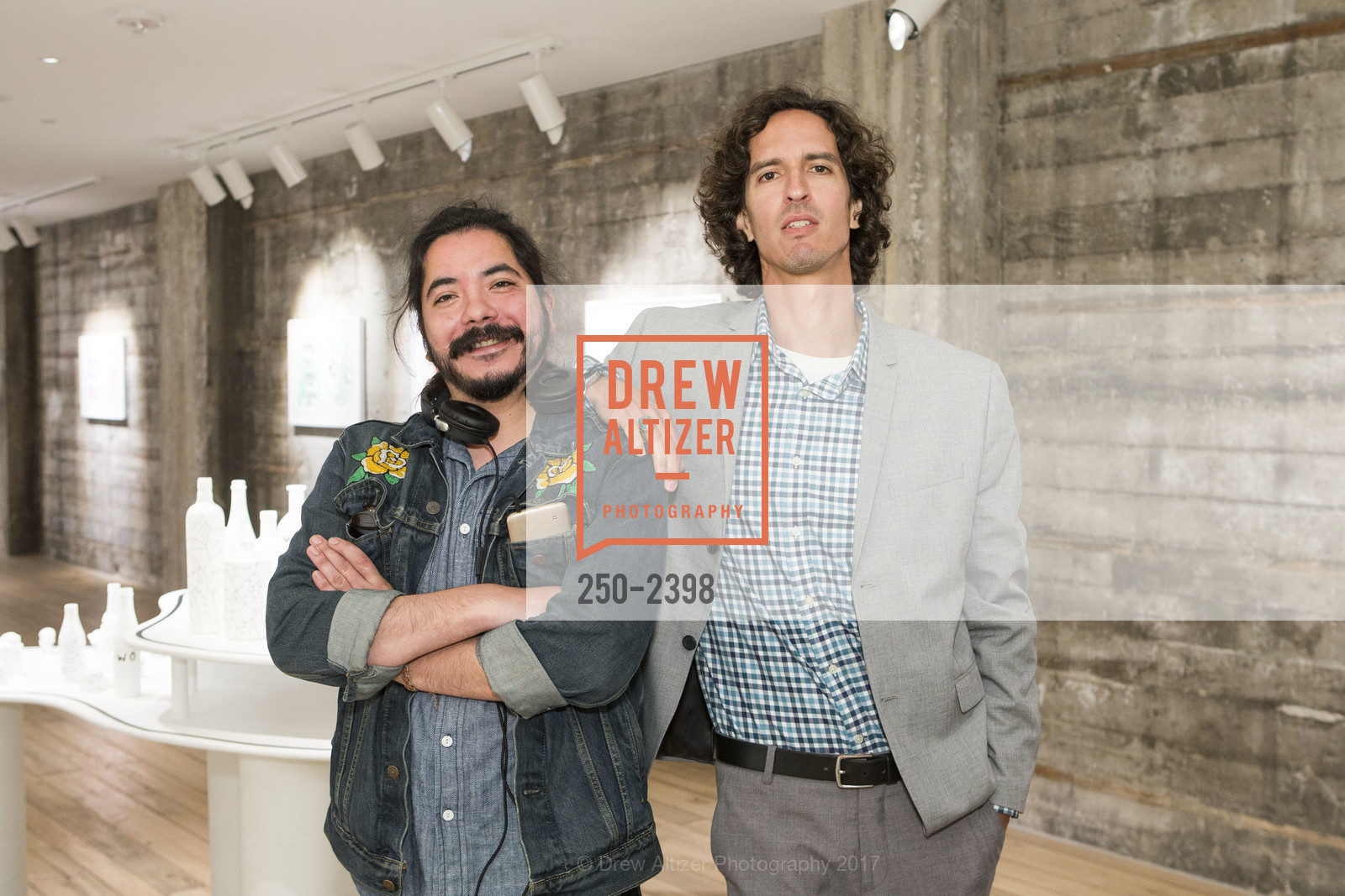 Michael Garan, Scott Eberhard, Shantell Martin Opening, Chandran Gallery. 459 Geary St San Francisco, California, July 13th, 2017, Photo #250-2398 Michael Garan, Scott Eberhard, Photo #250-2398