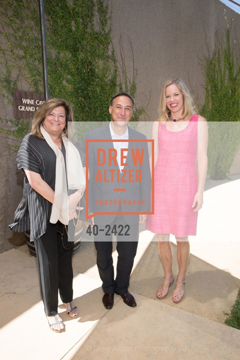 Laura Albini, Michael Cuggino, Holly Cuggino, Festival Napa Valley Bulgari Luncheon at B Cellars, B Cellars. 703 Oakville Cross Rd, Napa, CA 94562, July 21st, 2017, Photo #40-2422 Laura Albini, Michael Cuggino, Holly Cuggino, Photo #40-2422