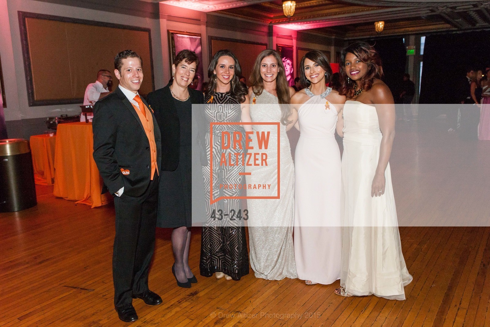 Ben Rosenfield, Kristen Growney Yamamoto, Laura Thomson, Amy Gardner, Rebecca Sanchez, Alyssa Kargbo, Gucci & Vogue Dinner, The Regency Ballroom. The Regency Ballroom, . 1300 Van Ness Ave, August 22nd, 2015, Photo #43-243 Ben Rosenfield, Kristen Growney Yamamoto, Laura Thomson, Amy Gardner, Rebecca Sanchez, Alyssa Kargbo, Photo #43-243