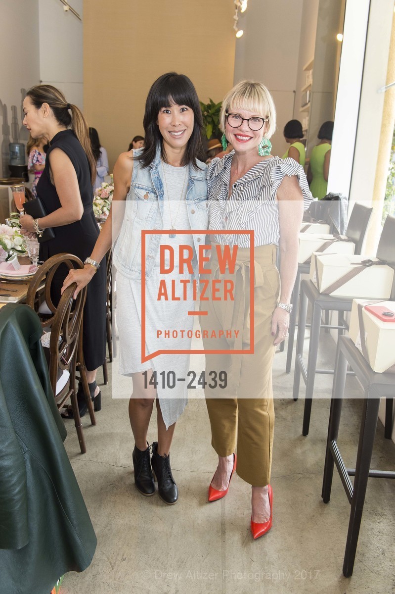 Laura Ling with Kelly Sparks