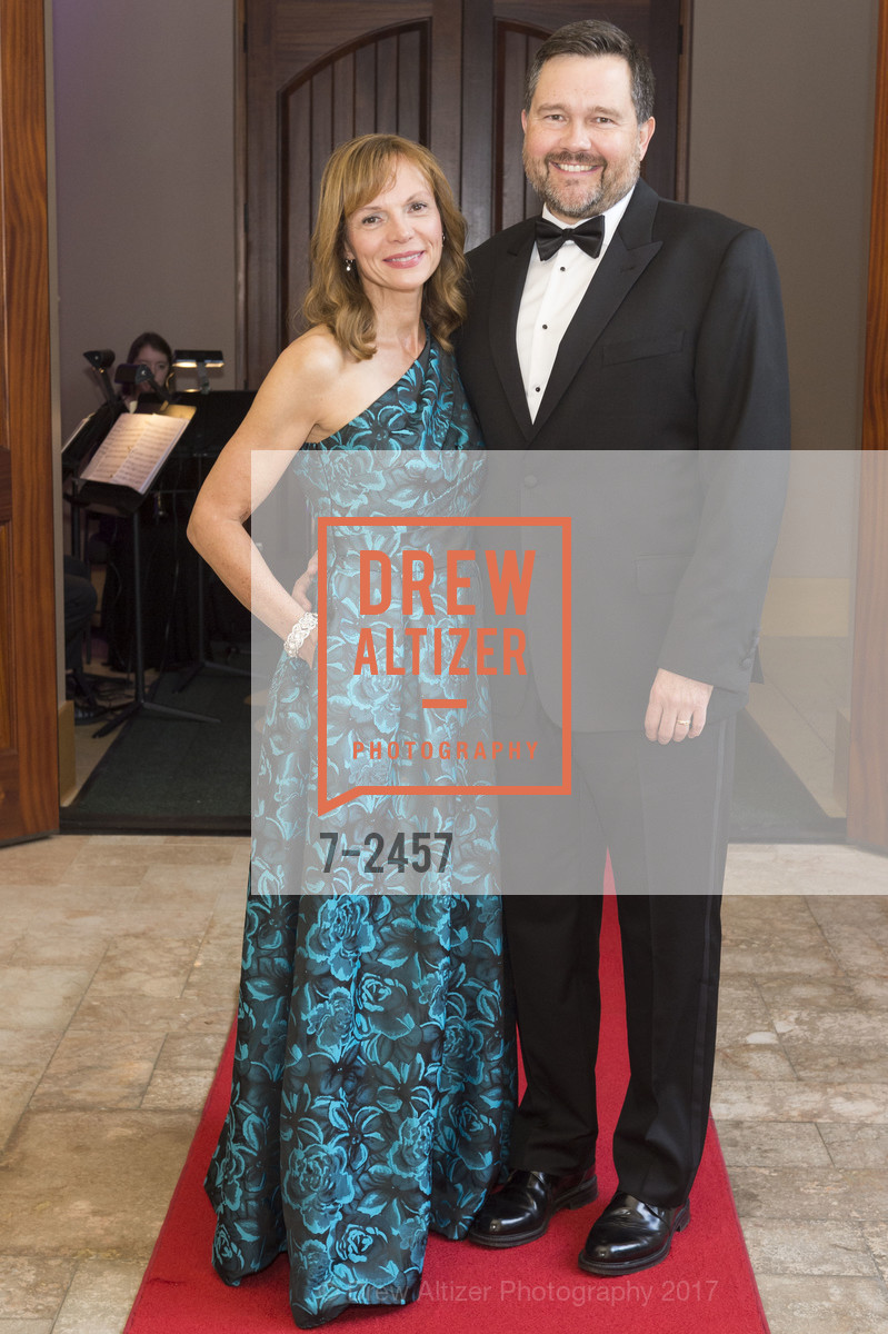Debbie Yarrow, Jacob Yarrow, Green Music Center Annual Gala Fundraiser, Sonoma State University. 1801 E Cotati, Rohnert Park, CA 94928, August 4th, 2017, Photo #7-2457 Debbie Yarrow, Jacob Yarrow, Photo #7-2457