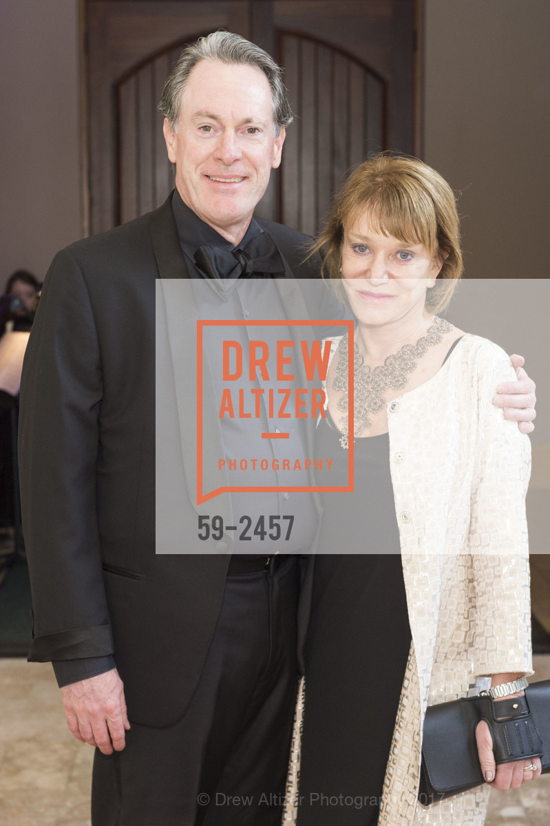 Thaine Stearns, Susan Hollander, Green Music Center Annual Gala Fundraiser, Sonoma State University. 1801 E Cotati, Rohnert Park, CA 94928, August 4th, 2017, Photo #59-2457 Thaine Stearns, Susan Hollander, Photo #59-2457