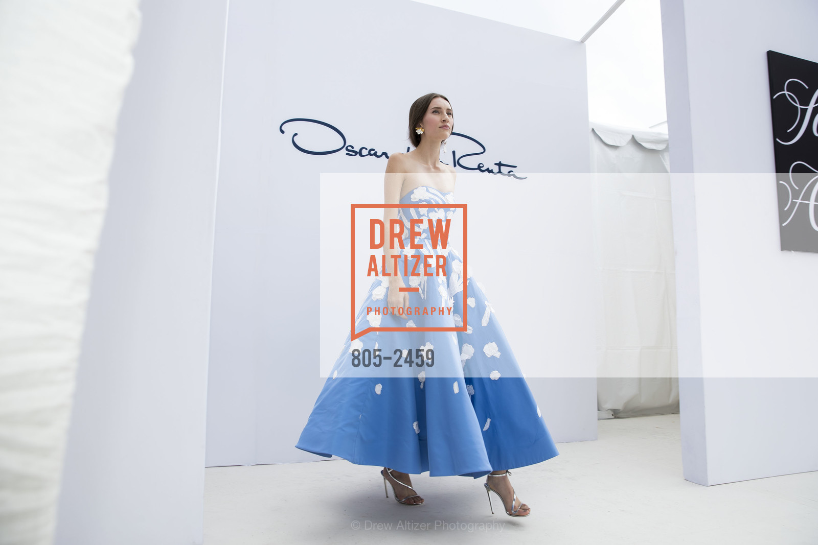 Runway, Saks Fifth Avenue & The League to Save Lake Tahoe Present Oscar de la Renta at Lake Tahoe 2017, The Schumacher Family Home, Photo #805-2459 Runway, Photo #805-2459