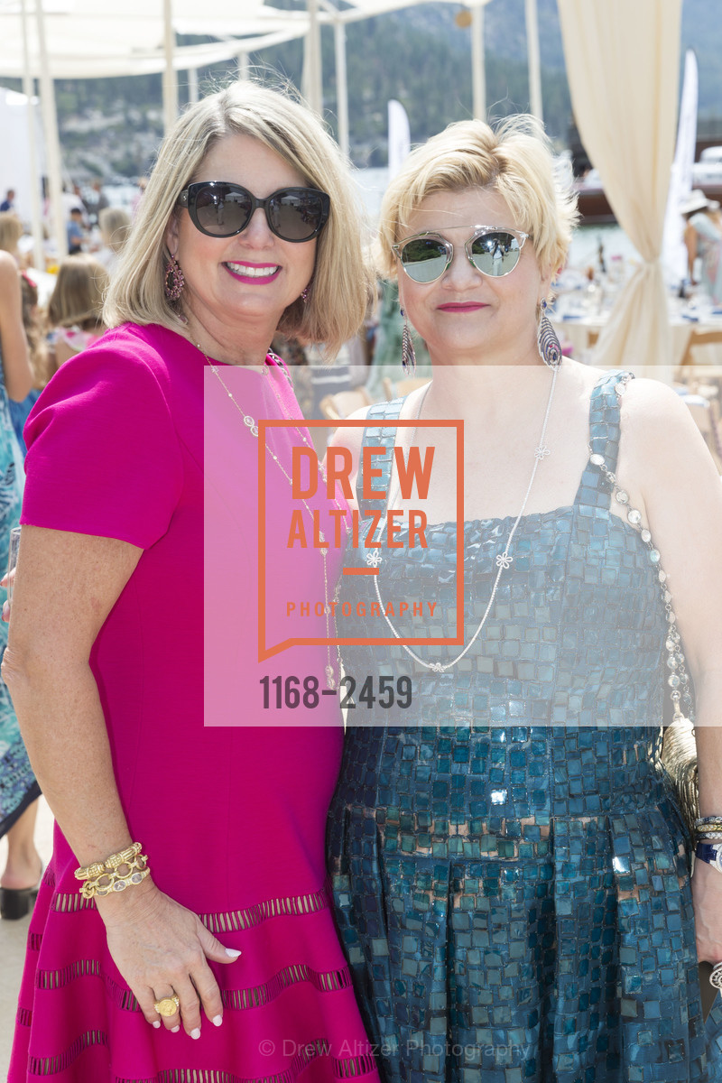 Nona Barrett, Kitty West, Saks Fifth Avenue & The League to Save Lake Tahoe Present Oscar de la Renta at Lake Tahoe 2017, The Schumacher Family Home, Photo #1168-2459 Nona Barrett, Kitty West, Photo #1168-2459