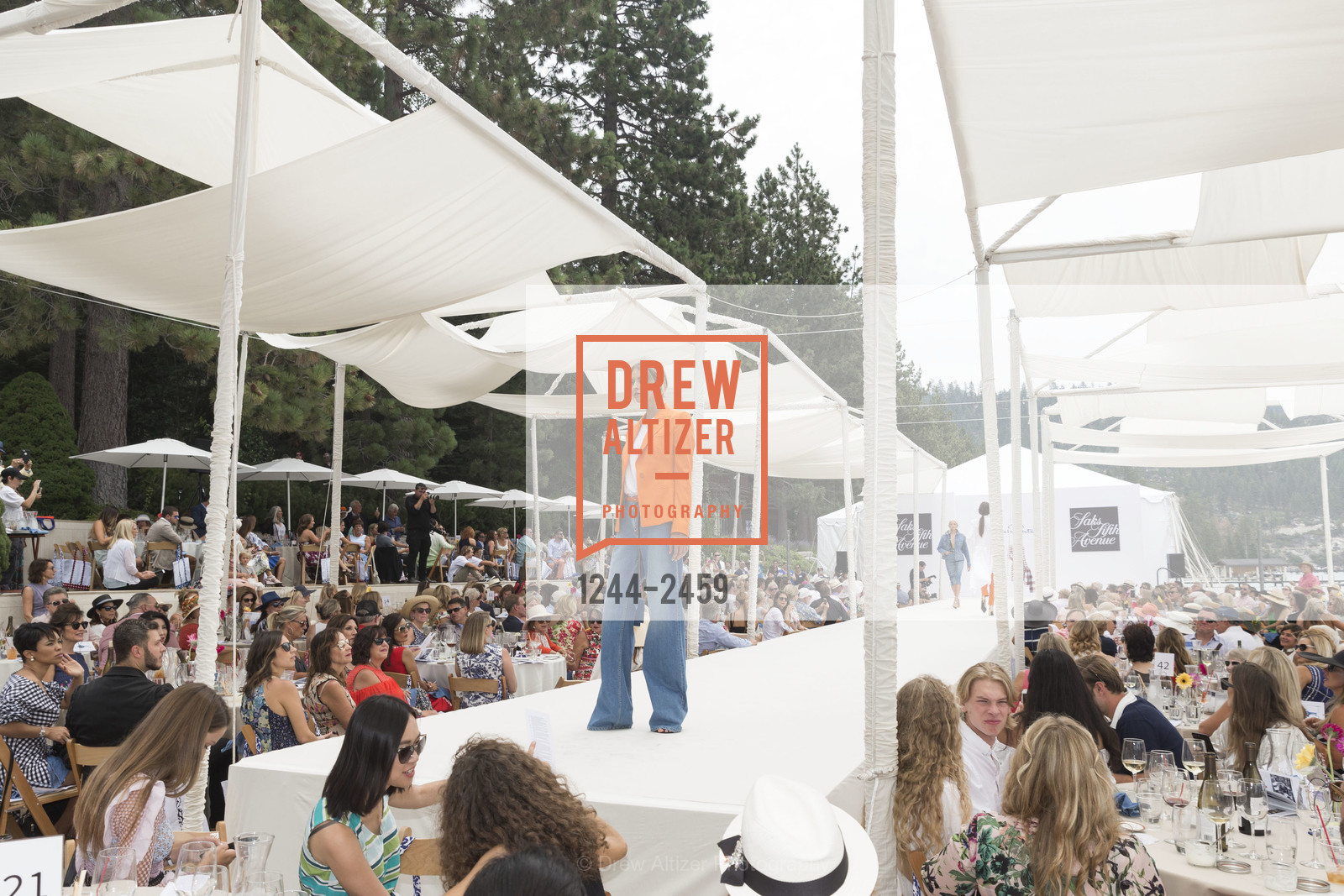 Runway, Saks Fifth Avenue & The League to Save Lake Tahoe Present Oscar de la Renta at Lake Tahoe 2017, The Schumacher Family Home, Photo #1244-2459 Runway, Photo #1244-2459