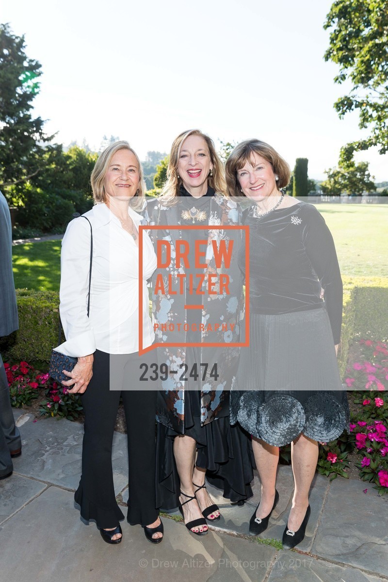 Kathy Carver, Emma Roth, Lolly Menzies, Filoli's Centennial Gala 2017, Filoli House & Garden. 86 Canada Road, Woodside CA 94062, August 12th, 2017, Photo #239-2474 Kathy Carver, Emma Roth, Lolly Menzies, Photo #239-2474
