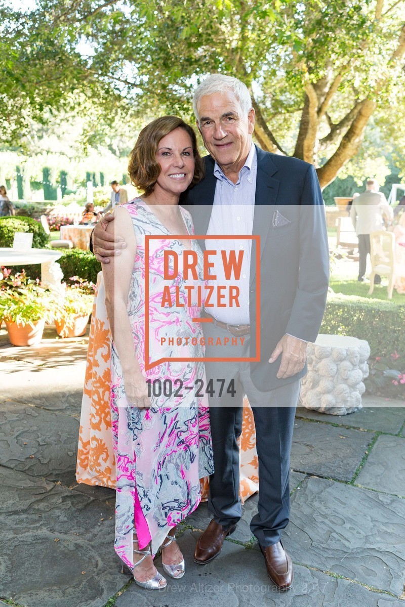 Charlene Cogan, Albert Guibara, Filoli's Centennial Gala 2017, Filoli House & Garden. 86 Canada Road, Woodside CA 94062, August 12th, 2017, Photo #1002-2474 Charlene Cogan, Albert Guibara, Photo #1002-2474