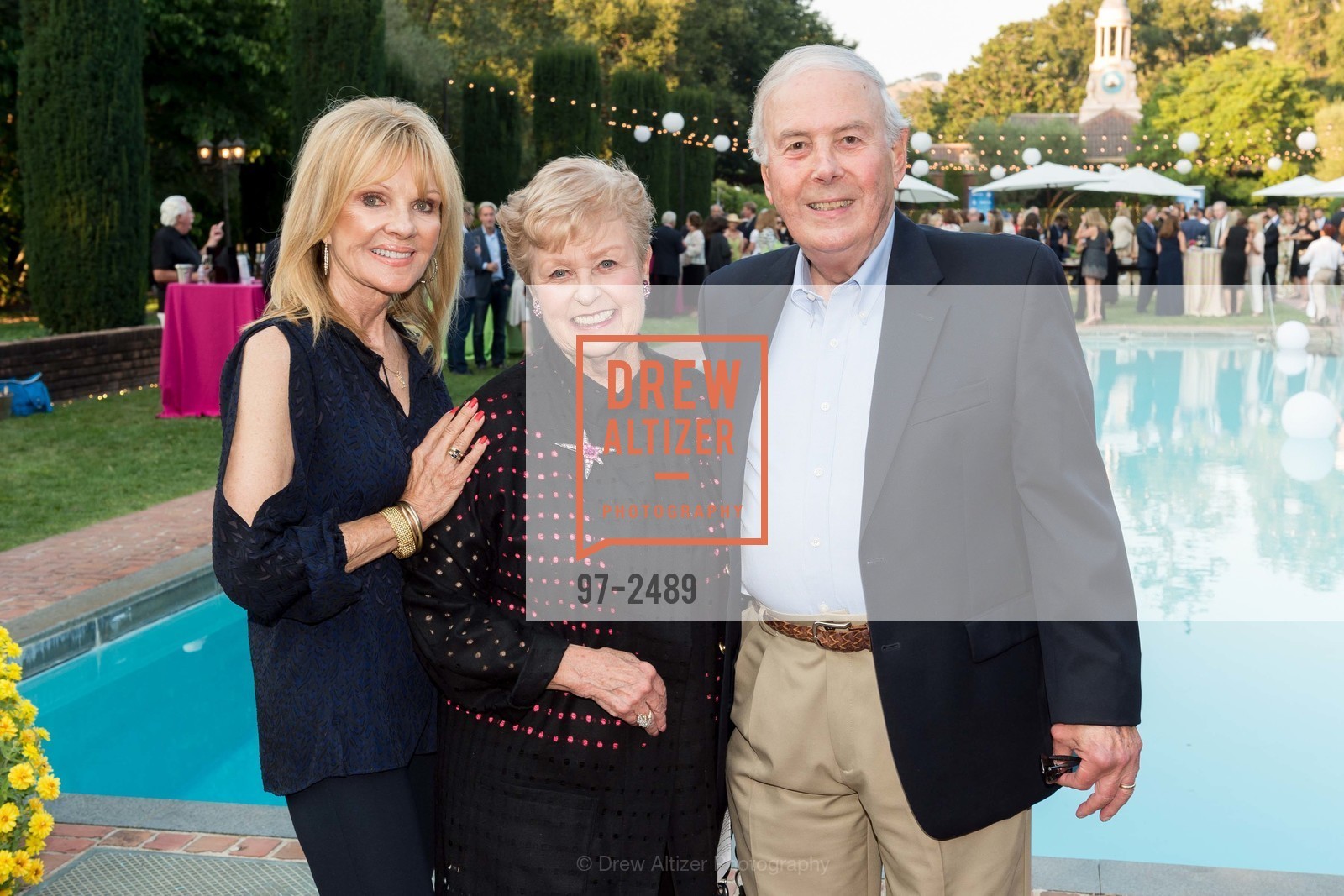 Phyllis Romine, Jill Jerrehian, John Jerrehian, Gentry Philanthropy Event 2017, Filoli House & Garden. 86 Canada Road, Woodside 94062, Photo #97-2489 Phyllis Romine, Jill Jerrehian, John Jerrehian, Photo #97-2489