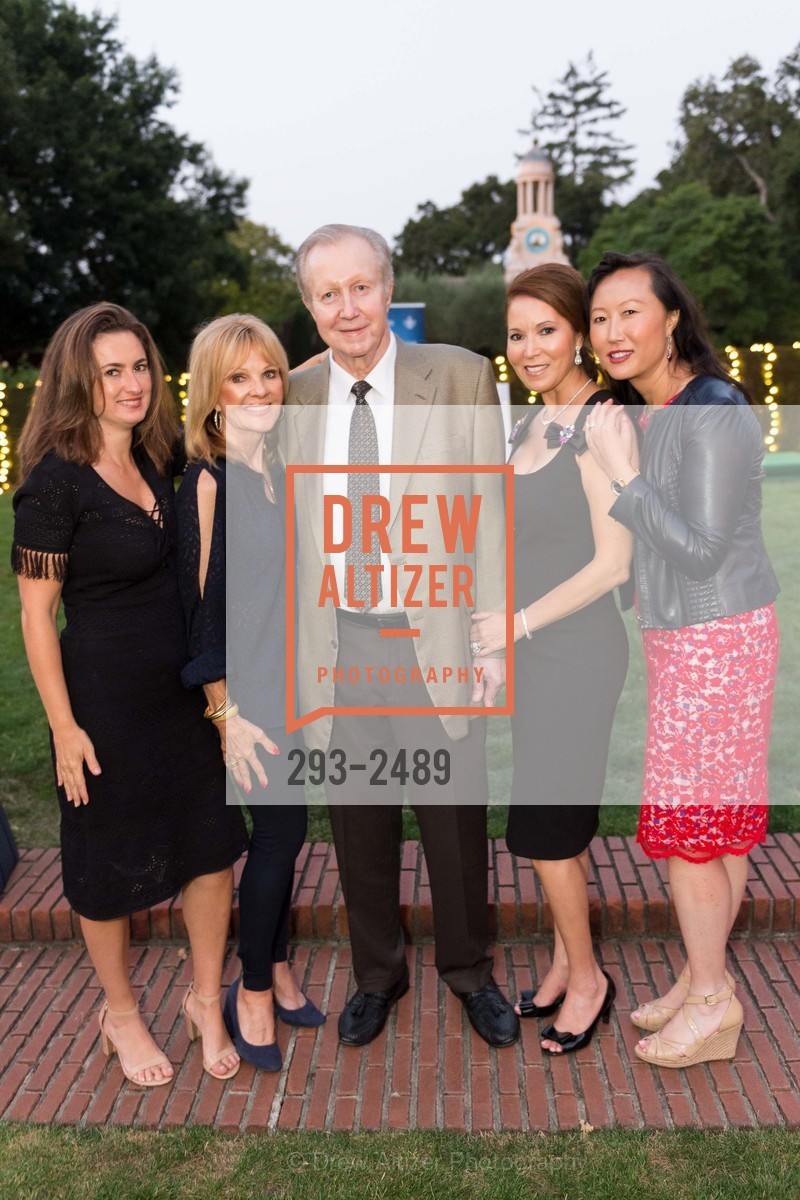 Chara Burnett, Phyllis Romine, Wim Roelandts, Maria Roelandts, Sherri Douville, Gentry Philanthropy Event 2017, Filoli House & Garden. 86 Canada Road, Woodside 94062, Photo #293-2489 Chara Burnett, Phyllis Romine, Wim Roelandts, Maria Roelandts, Sherri Douville, Photo #293-2489