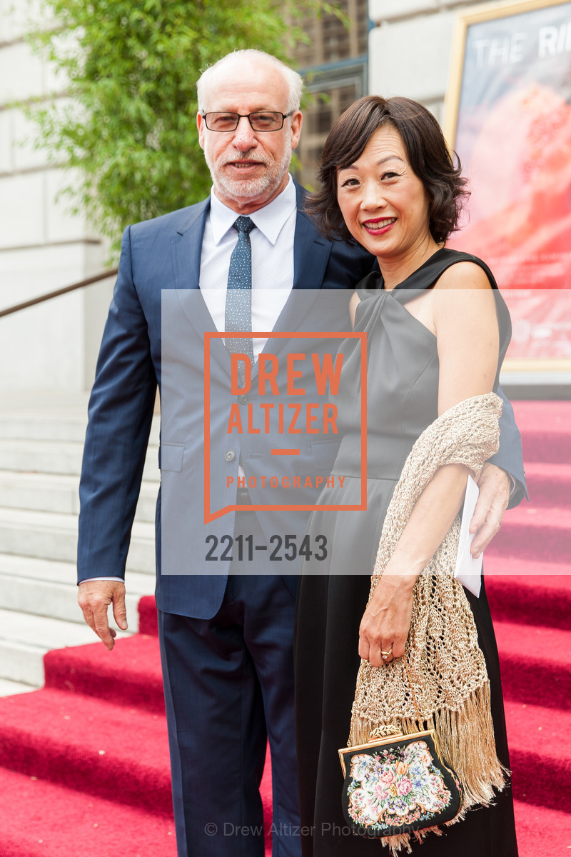 Patrick Kuhn, Mari Kuhn, San Francisco Opera Ball 2017, War Memorial Opera House. 301 Van Ness Avenue, Photo #2211-2543 Patrick Kuhn, Mari Kuhn, Photo #2211-2543